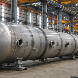 Industrial Distillation Column: Parts, Packing Types, and Tray Systems Explained